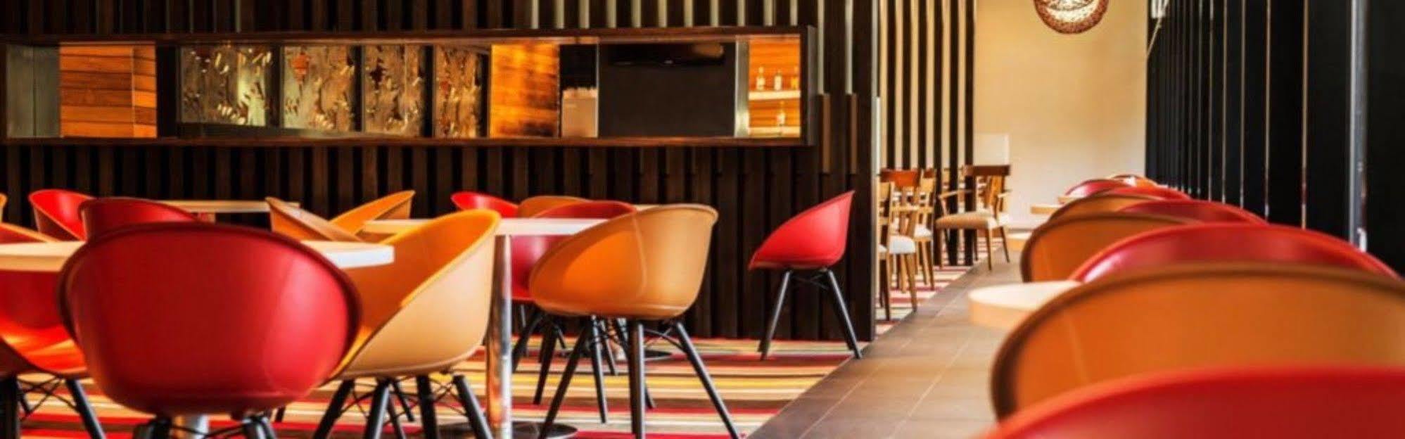 Holiday Inn Express Port Moresby By Ihg Экстерьер фото