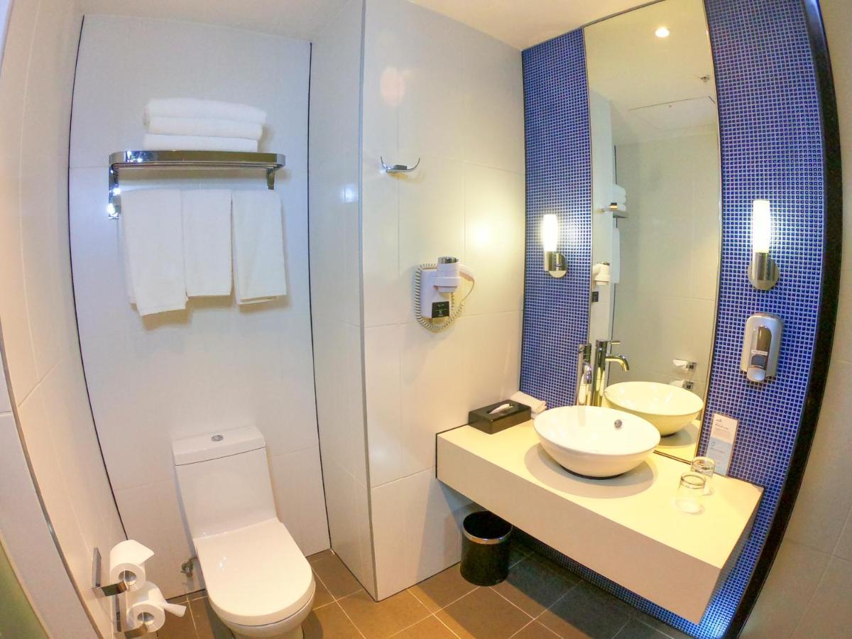 Holiday Inn Express Port Moresby By Ihg Экстерьер фото